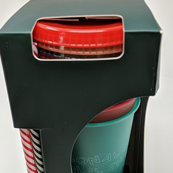 Starbucks reusable cold cups - Picture 3 of 4